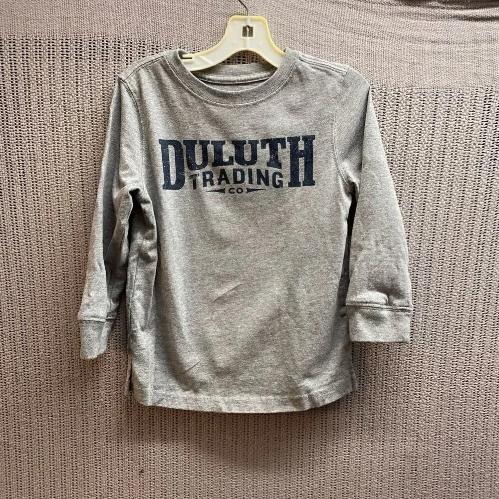 Boys Duluth trading Company gray long sleeve T-shirt